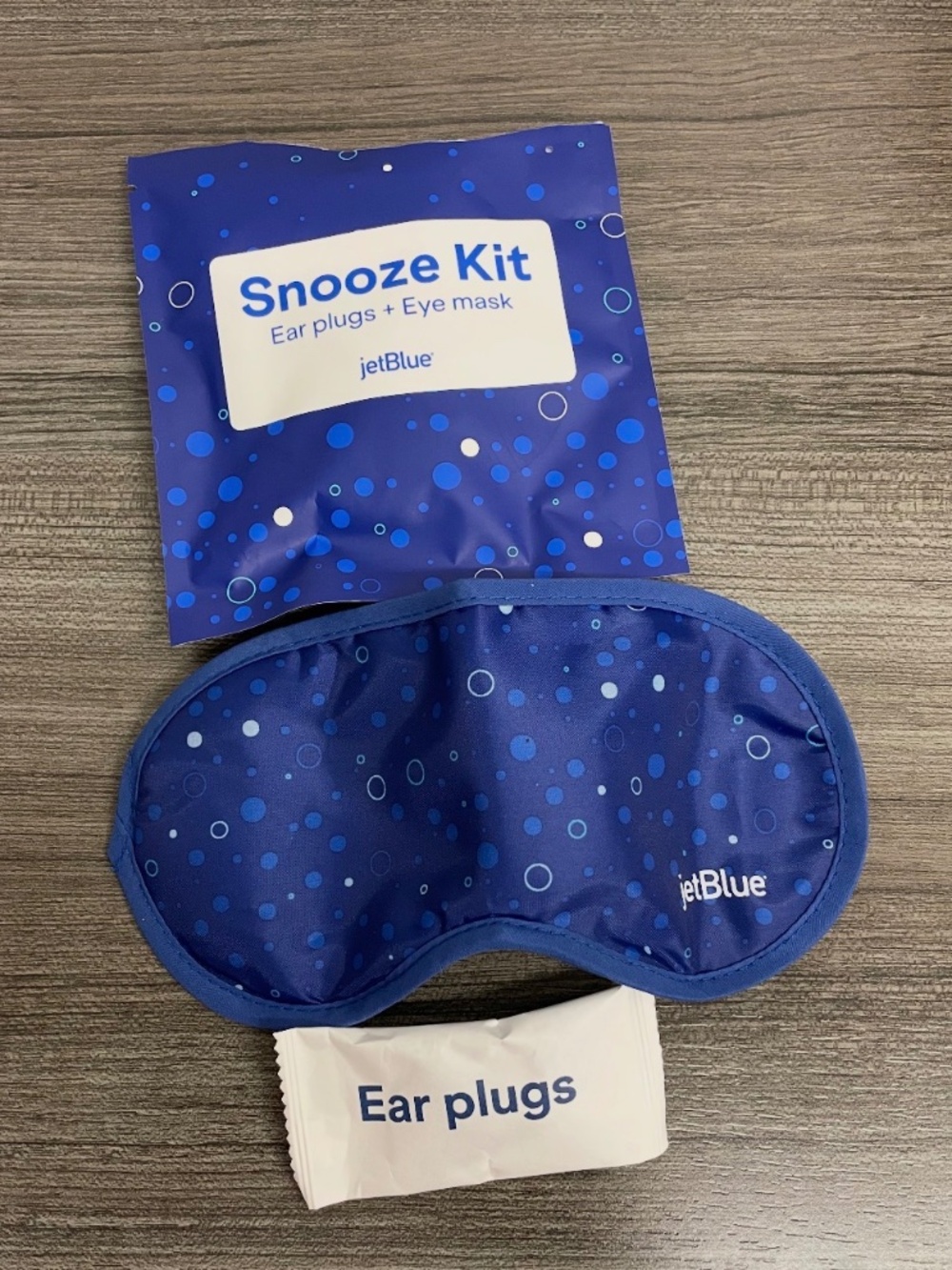 JetBlue - Snooze Kit
